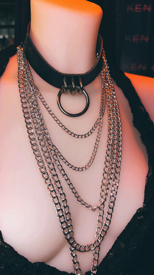 EXTRA LONG DROP CHAIN PLEATHER CHOKER WITH O RING