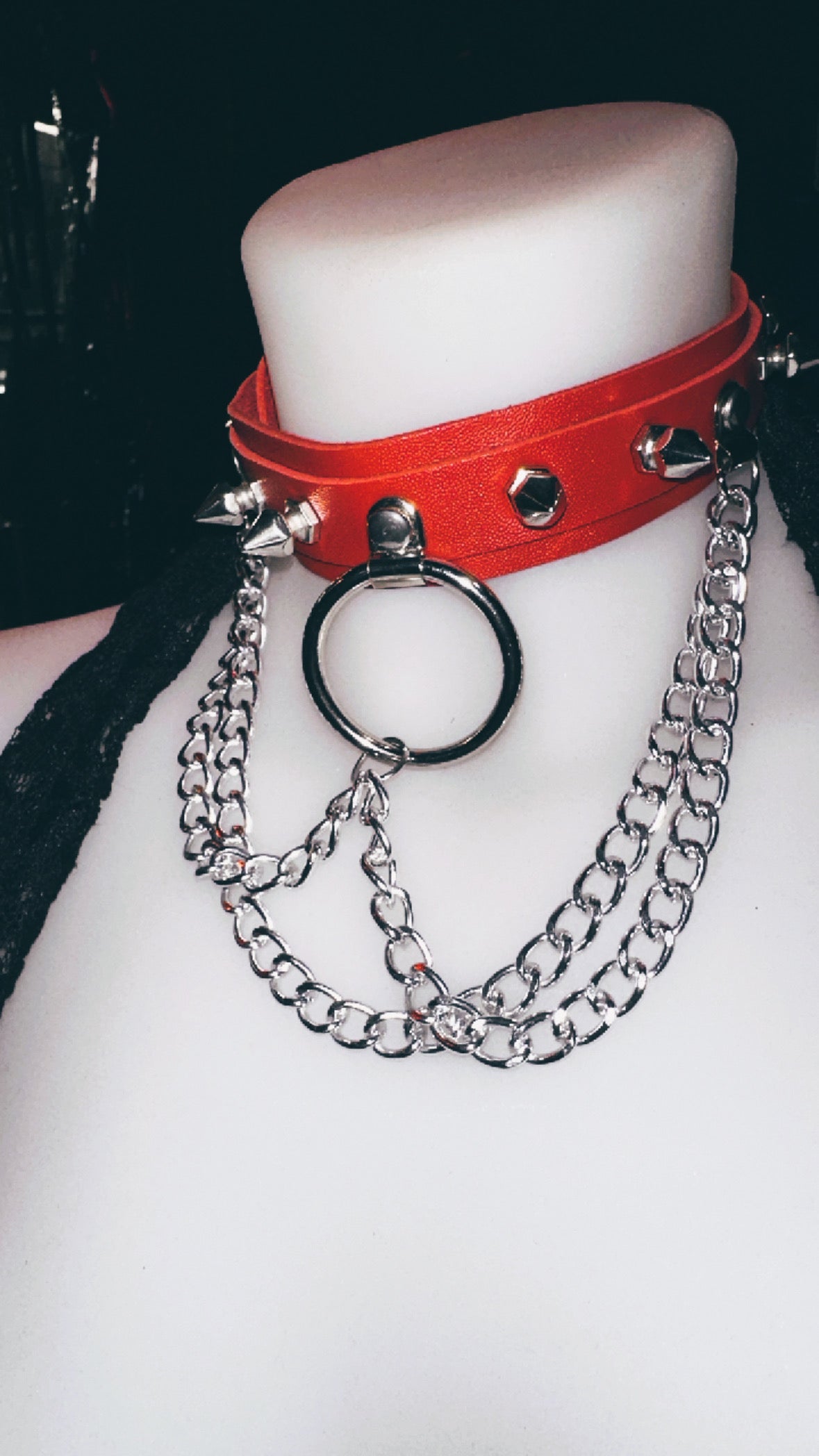 RED BAD A*S PLEATHER STUDDED CHOKER WITH O RING AND CHAIN