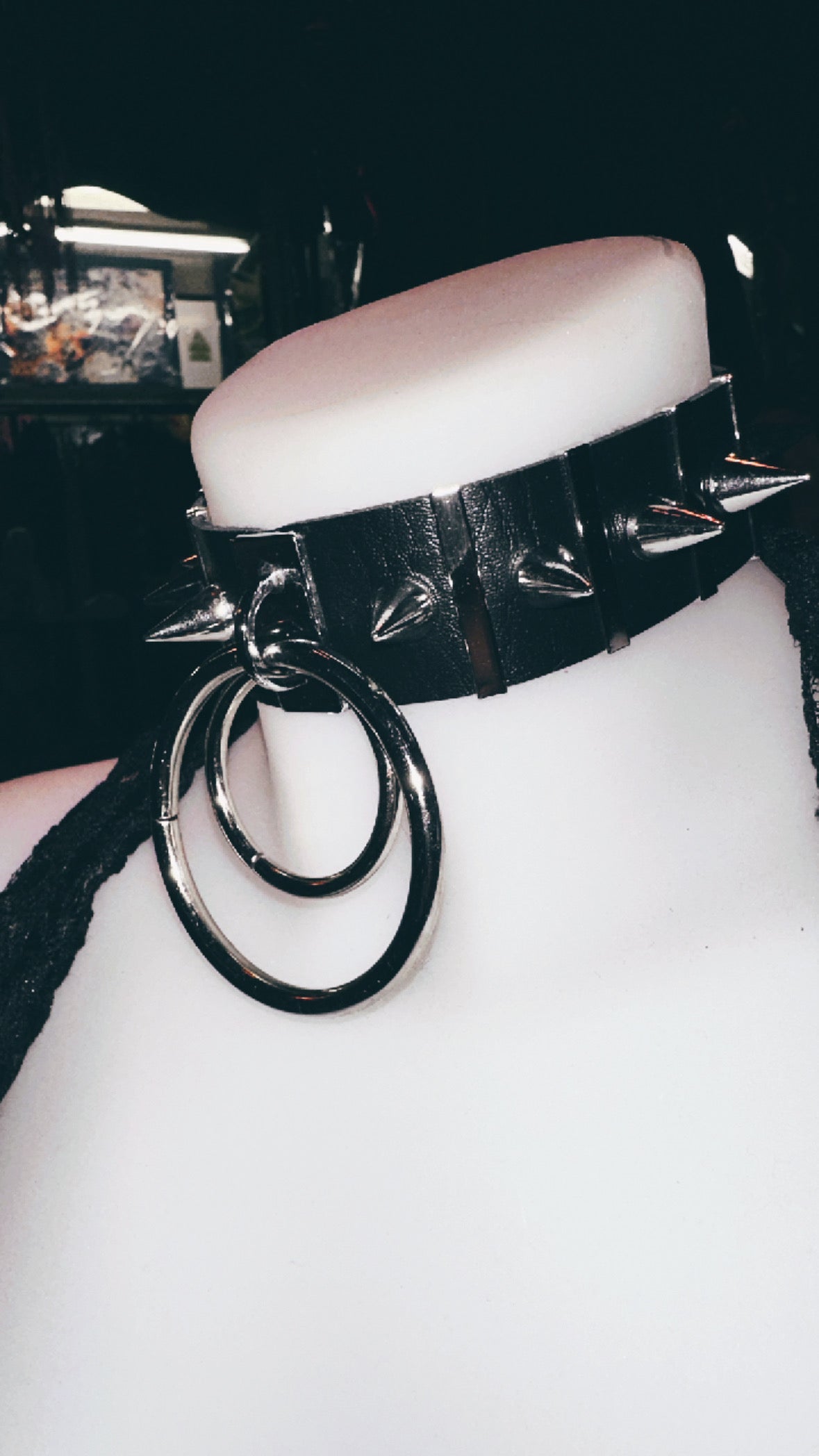‘FUTURISTIC’ BLACK PLEATHER SPIKE CHOKER WITH METAL T BARS AND O RINGS