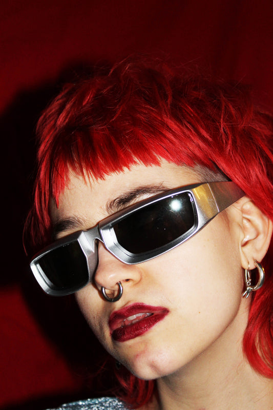“TAKE ME TO YOUR LEADER” FUTURISTIC SILVER SUNGLASSES