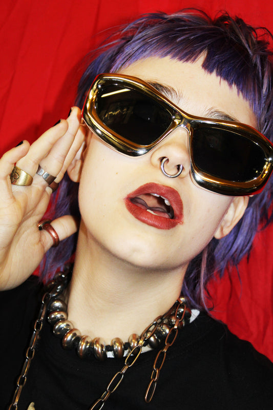 "GLOWING" SILVER CHROME 3D FRAME SUNGLASSES WITH BLACK LENSES