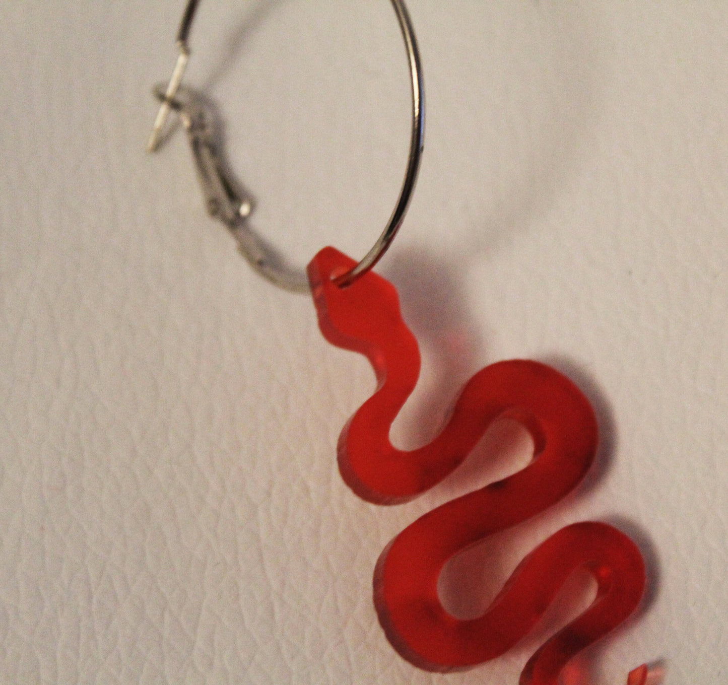 Snake hoops in red