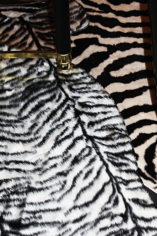 'Metal Guru' Tiger Faux Fur Rug