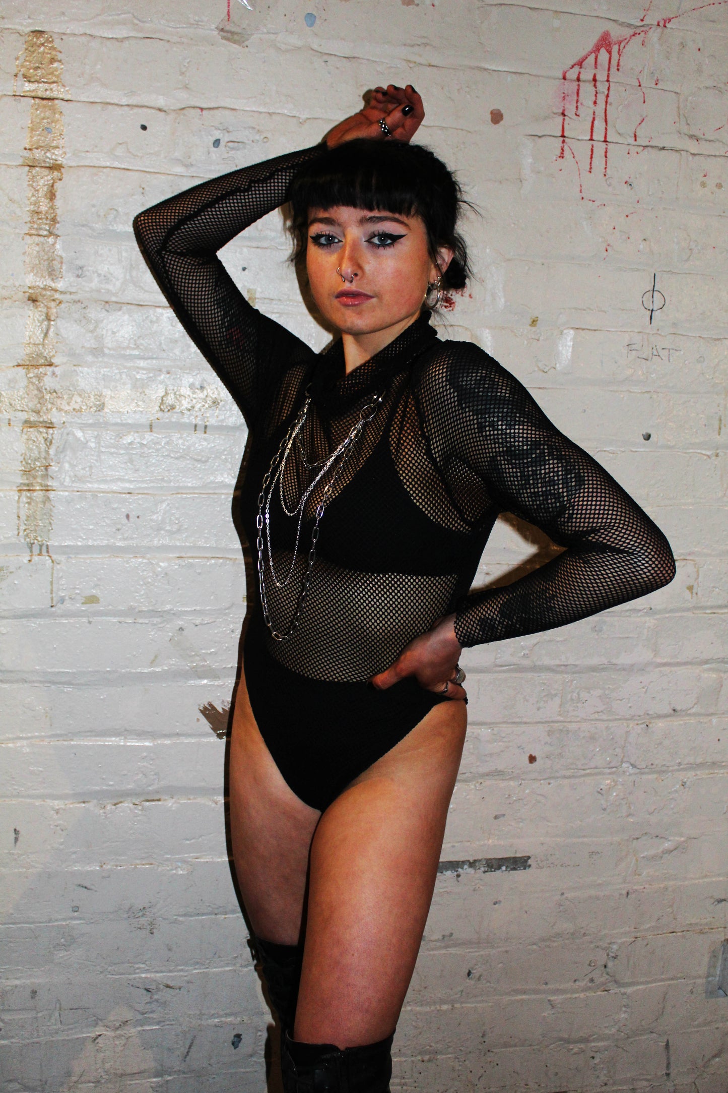 'Queens of noise' long sleeve fishnet bodysuit