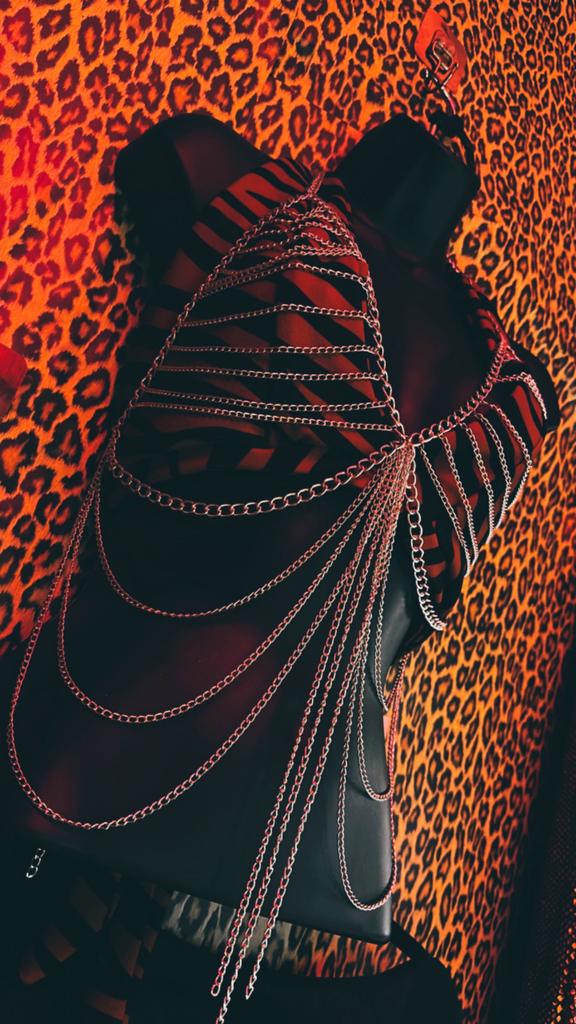 CHAINED UP layered body harness
