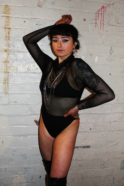'Queens of noise' long sleeve fishnet bodysuit