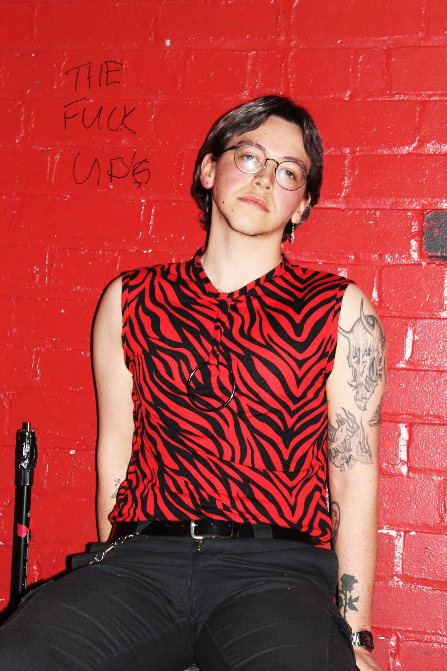 Men’s red zebra tank top with o ring detail